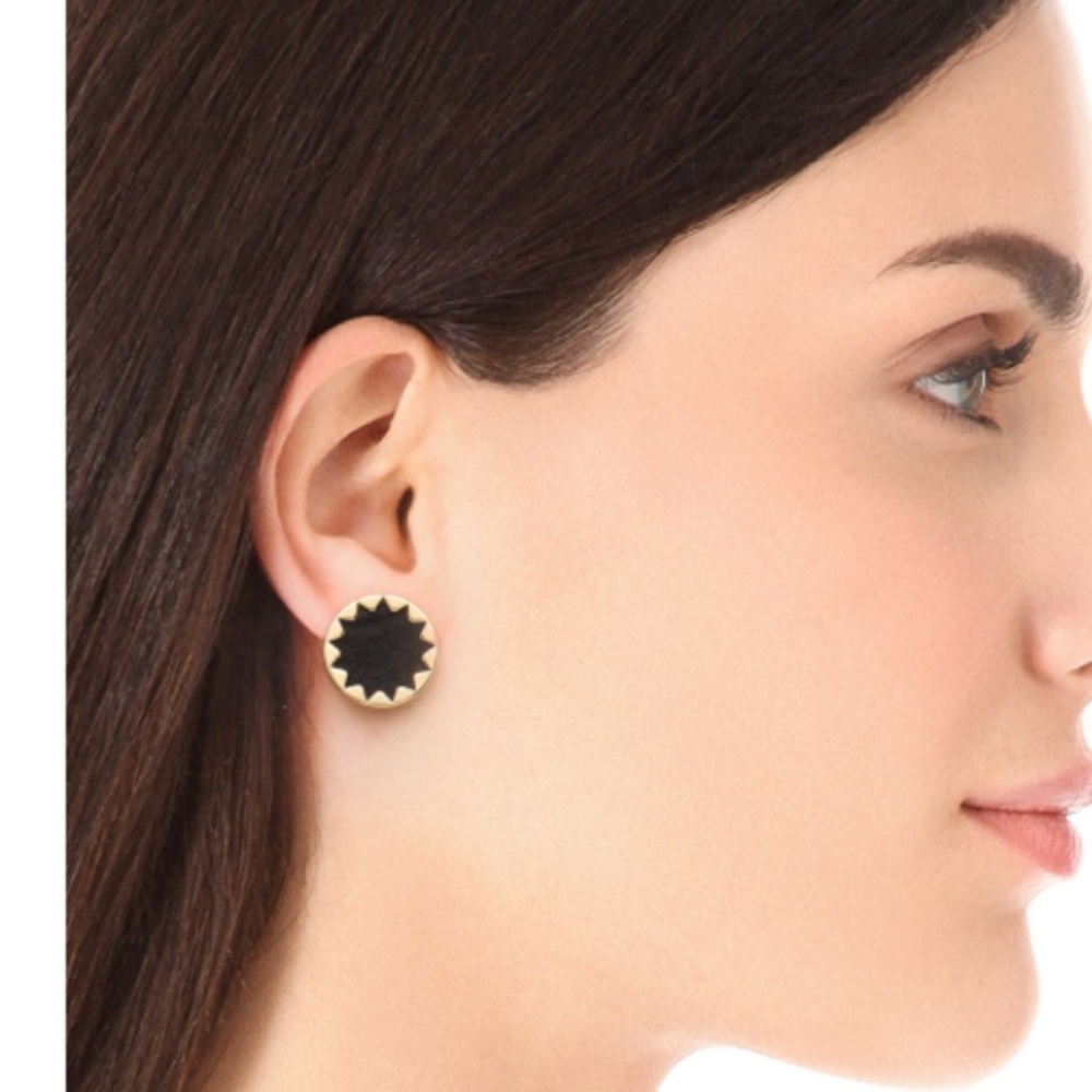 New House of Harlow Sunburst Studs